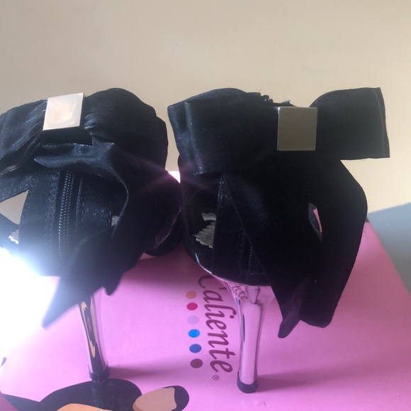 Black and silver dress shoes - Picture 3 of 3